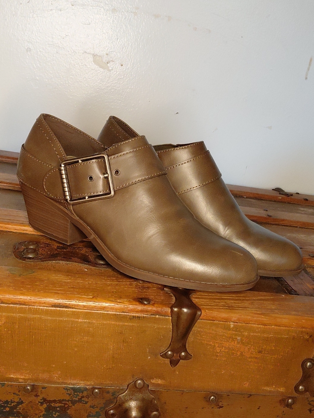 Women's Frye Ankle Shoes in Brownish Green